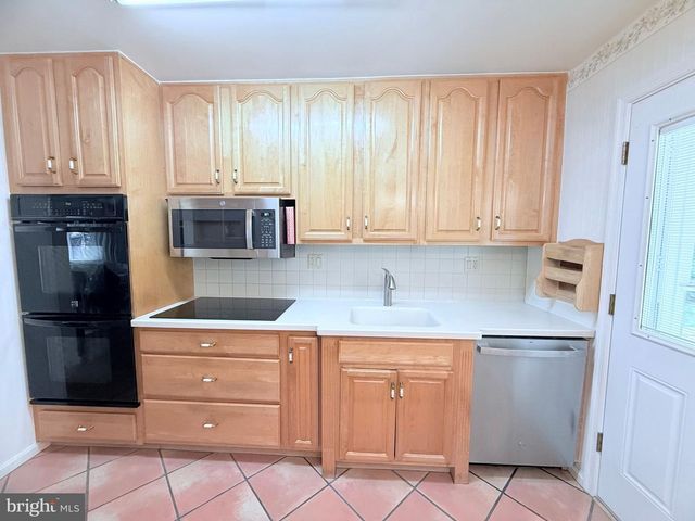 2214 MUSGROVE RD, Silver Spring, MD 20904