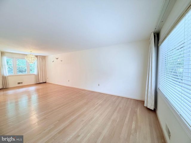2214 MUSGROVE RD, Silver Spring, MD 20904