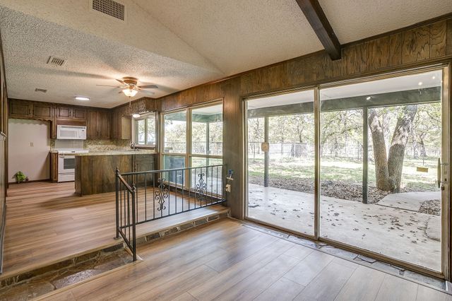 1417 Tarver Road, Burleson, TX 76028