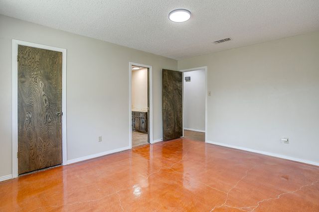 1417 Tarver Road, Burleson, TX 76028