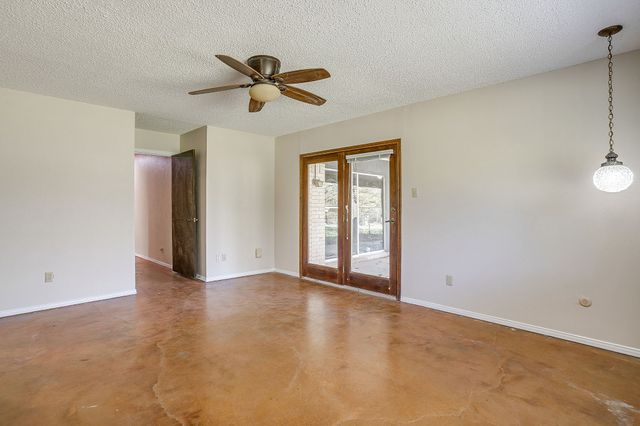 1417 Tarver Road, Burleson, TX 76028