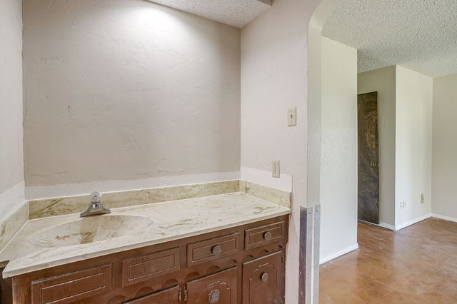 1417 Tarver Road, Burleson, TX 76028