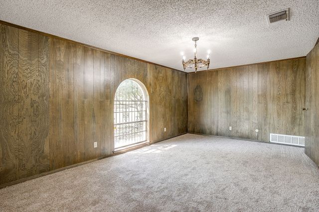 1417 Tarver Road, Burleson, TX 76028