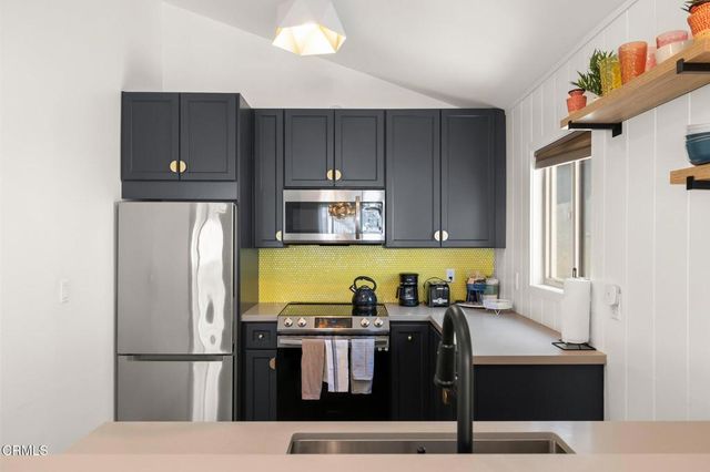 288 Highland Drive, Oxnard, CA 93035