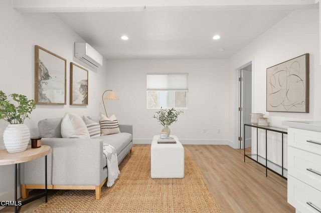 288 Highland Drive, Oxnard, CA 93035