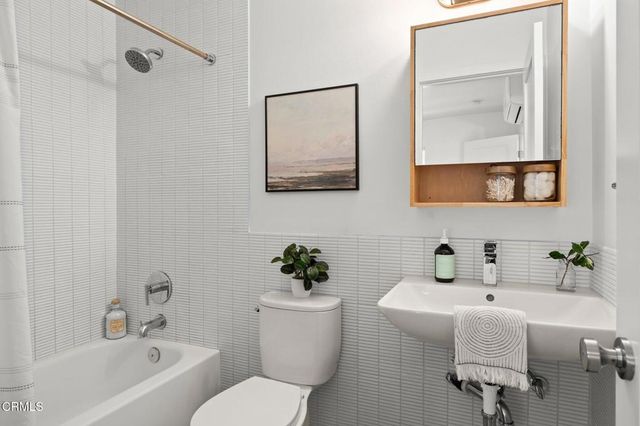 288 Highland Drive, Oxnard, CA 93035