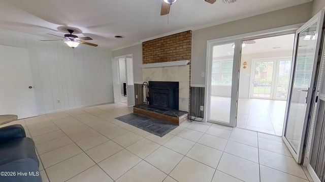 763 Brunswick Place SE, Belville, NC 28451