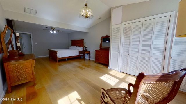 763 Brunswick Place SE, Belville, NC 28451
