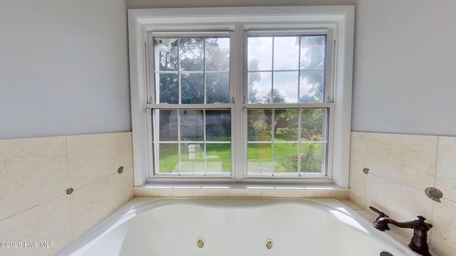 763 Brunswick Place SE, Belville, NC 28451