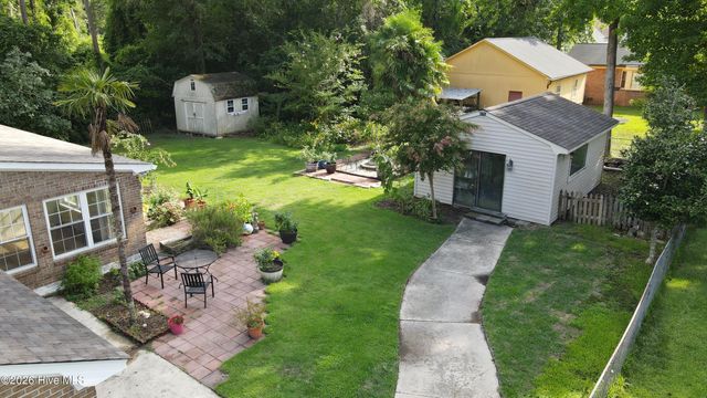 763 Brunswick Place SE, Belville, NC 28451