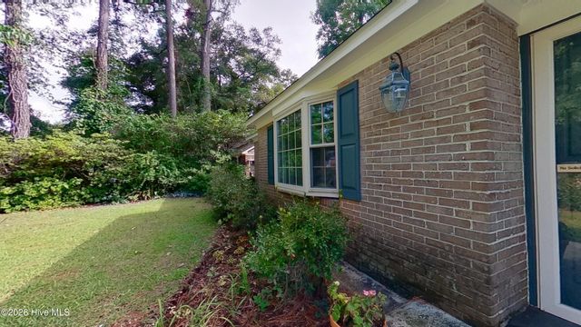 763 Brunswick Place SE, Belville, NC 28451
