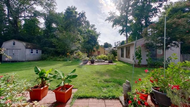 763 Brunswick Place SE, Belville, NC 28451