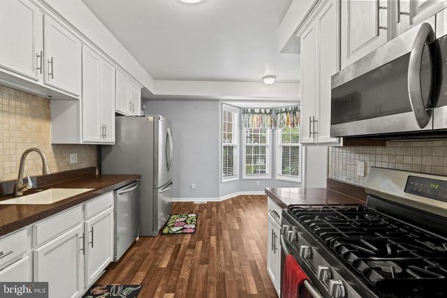 12 GEORGE ST, Mount Ephraim, NJ 08059