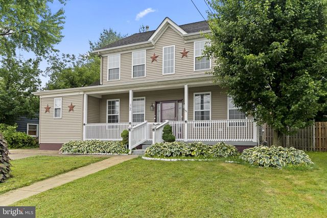 12 GEORGE ST, Mount Ephraim, NJ 08059