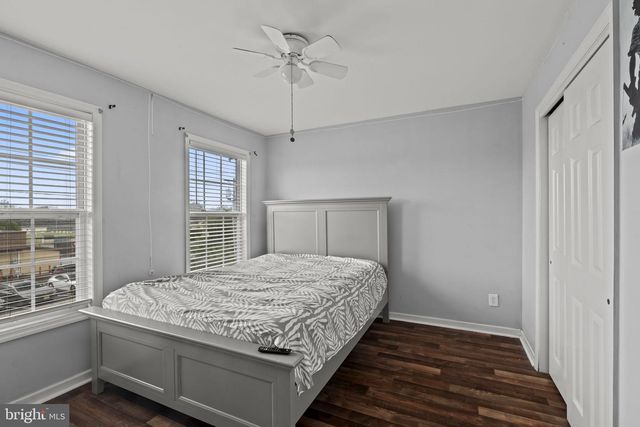 12 GEORGE ST, Mount Ephraim, NJ 08059
