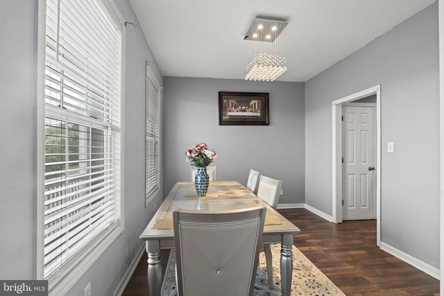 12 GEORGE ST, Mount Ephraim, NJ 08059