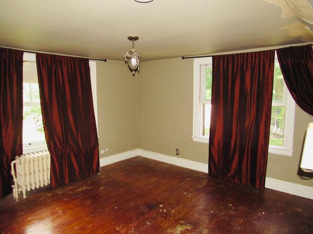 425 16th Avenue N, South Saint Paul, MN 55075