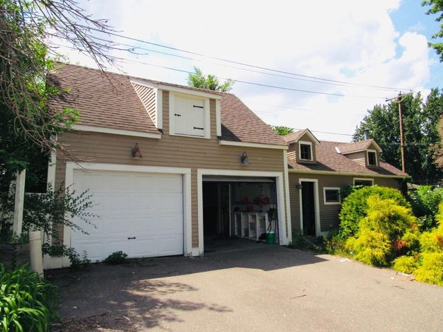 425 16th Avenue N, South Saint Paul, MN 55075
