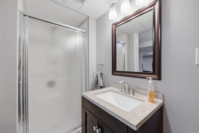 3047 Earl Drive, Warren, MI 48092