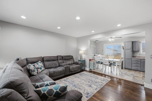 3047 Earl Drive, Warren, MI 48092