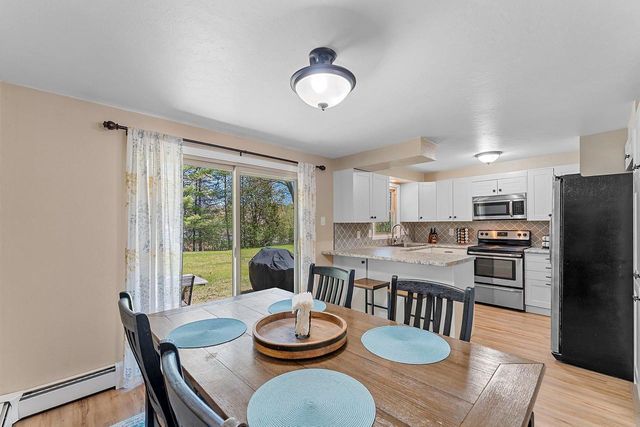2987 ALBERT DRIVE, Green Bay, WI 54311