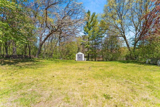 2987 ALBERT DRIVE, Green Bay, WI 54311