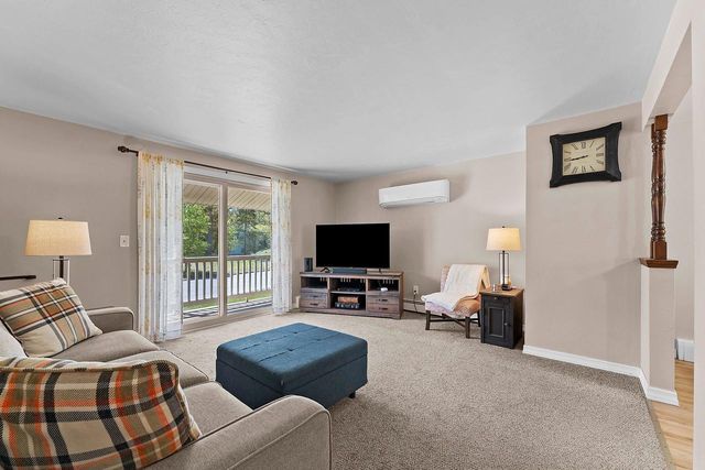 2987 ALBERT DRIVE, Green Bay, WI 54311