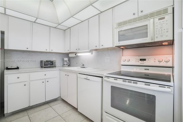 3091 N Course Dr 502, Pompano Beach, FL 33069
