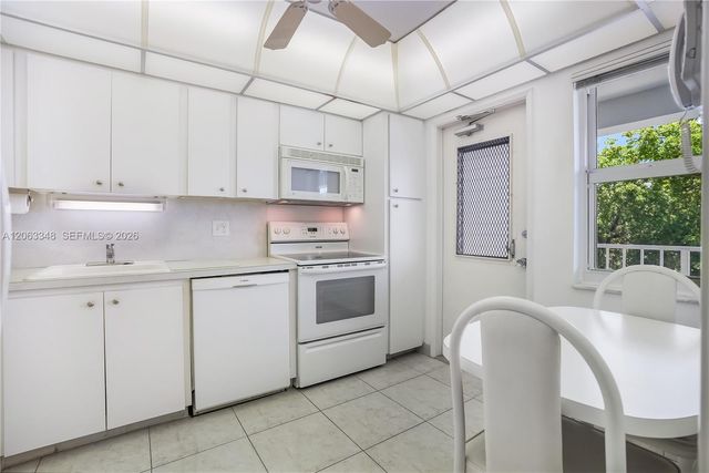 3091 N Course Dr 502, Pompano Beach, FL 33069