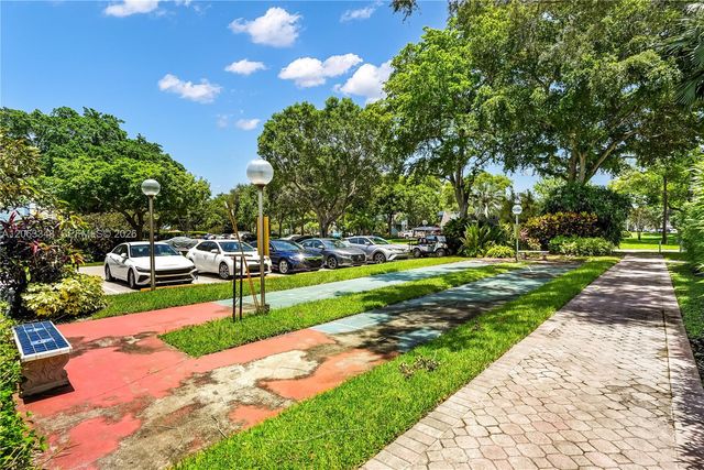 3091 N Course Dr 502, Pompano Beach, FL 33069