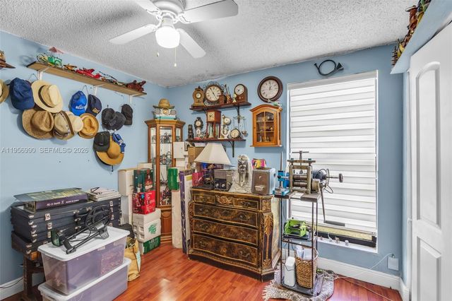 9466 SW 6th Ln, Miami, FL 33174