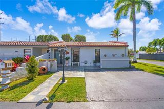 9466 SW 6th Ln, Miami, FL 33174