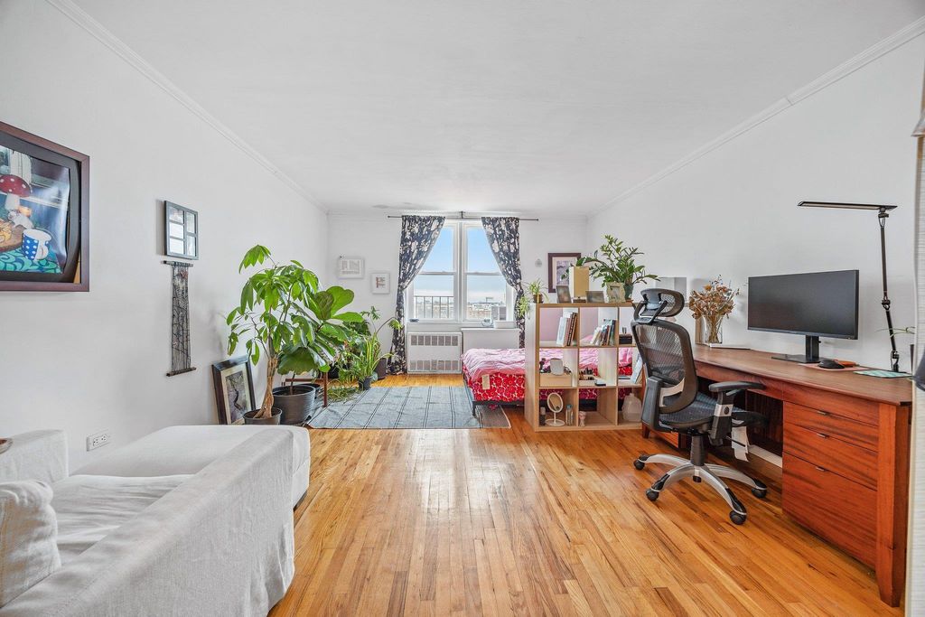 50-22 40th Street 6C, Sunnyside, NY 11104