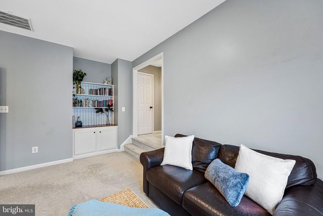 9651 CULLODEN CT, Bristow, VA 20136