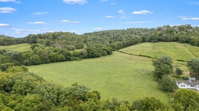 1783 Brown Shop Rd, Petersburg, TN 37144