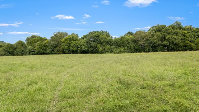 1783 Brown Shop Rd, Petersburg, TN 37144