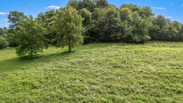 1783 Brown Shop Rd, Petersburg, TN 37144