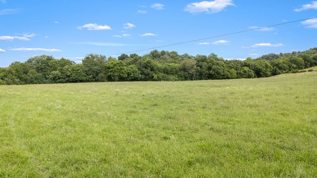 1783 Brown Shop Rd, Petersburg, TN 37144