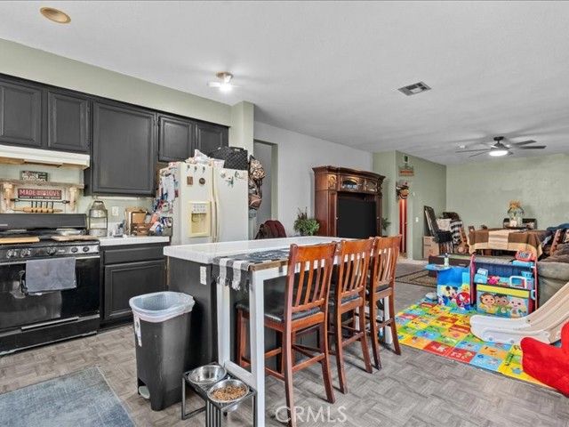 528 Memphis Court, Hemet, CA 92545