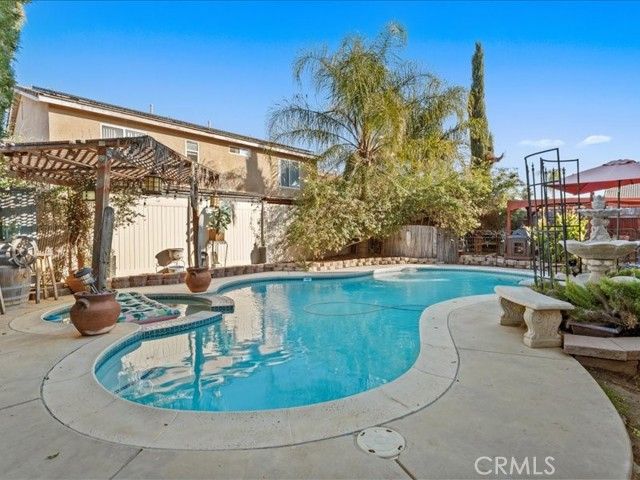528 Memphis Court, Hemet, CA 92545