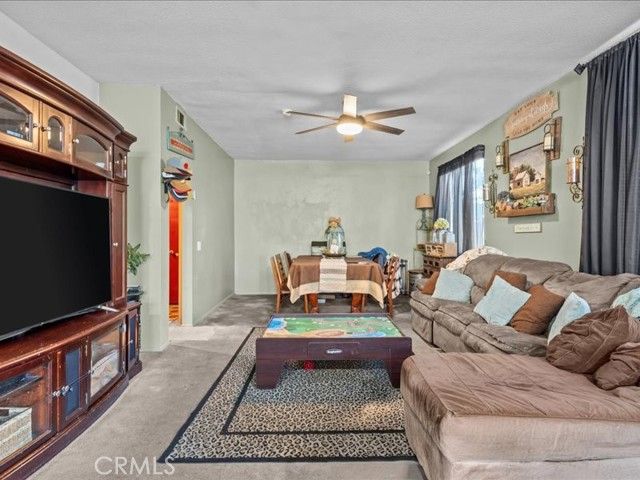 528 Memphis Court, Hemet, CA 92545