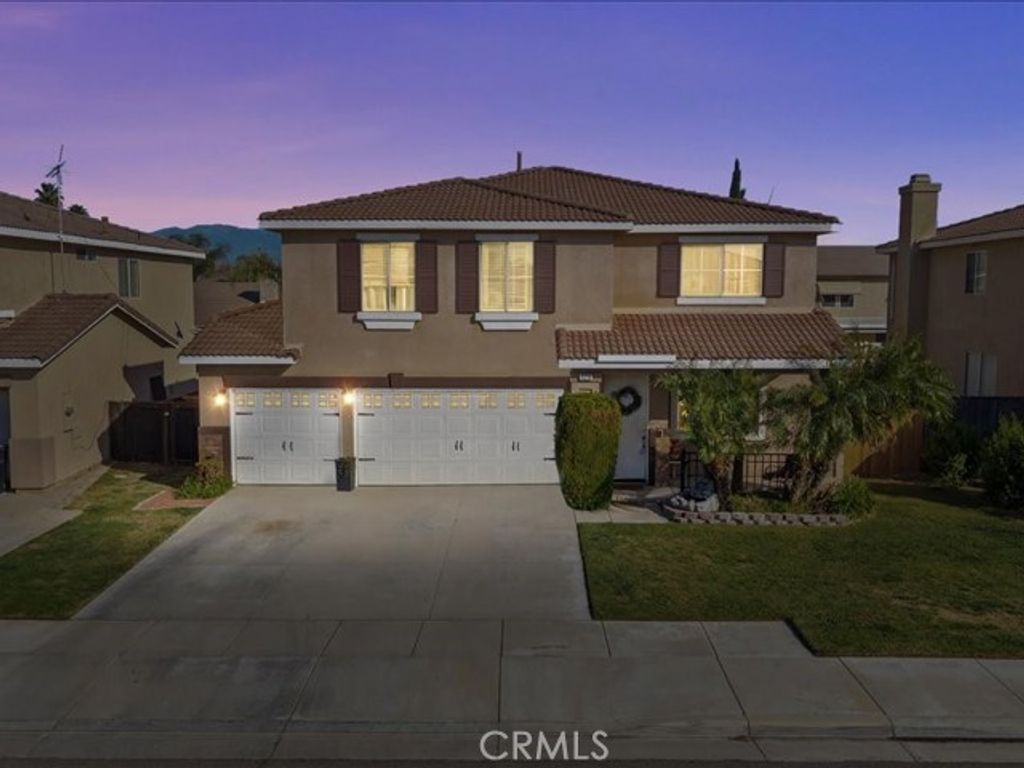 528 Memphis Court, Hemet, CA 92545
