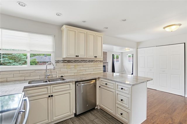 5061 Packard Drive, Huber Heights, OH 45424