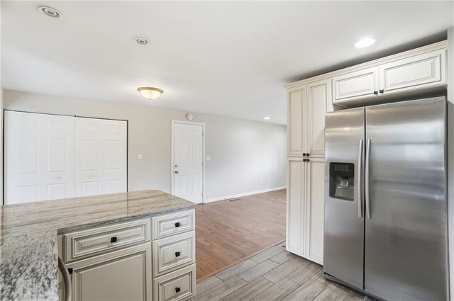 5061 Packard Drive, Huber Heights, OH 45424