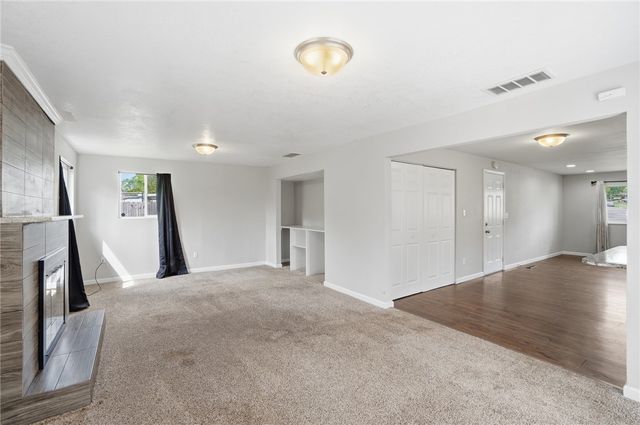 5061 Packard Drive, Huber Heights, OH 45424