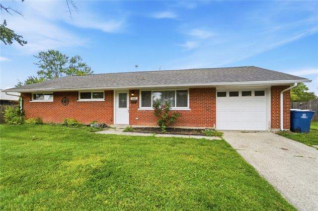 5061 Packard Drive, Huber Heights, OH 45424