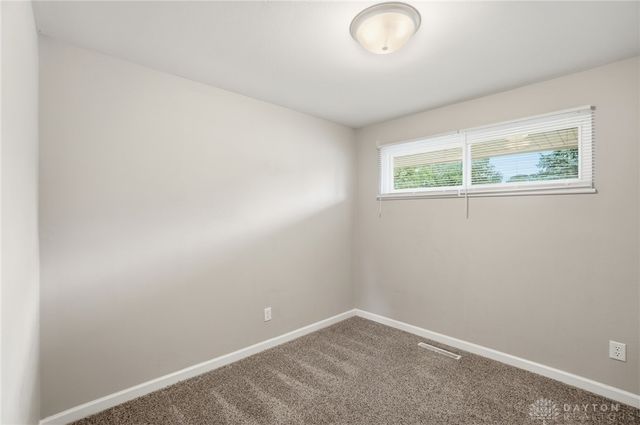 5061 Packard Drive, Huber Heights, OH 45424