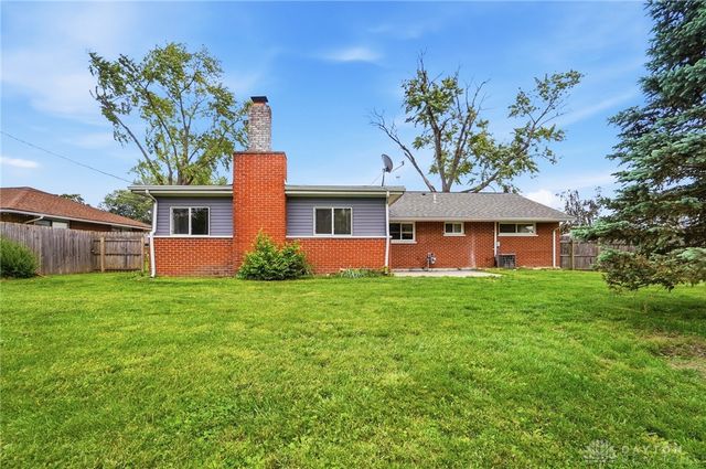 5061 Packard Drive, Huber Heights, OH 45424