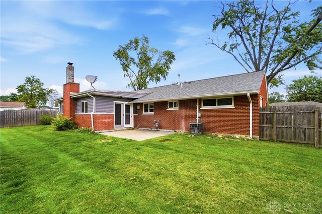 5061 Packard Drive, Huber Heights, OH 45424