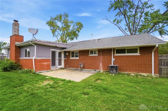 5061 Packard Drive, Huber Heights, OH 45424